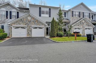 7 Harbor Bay Circle, Laurence Harbor, NJ 08879