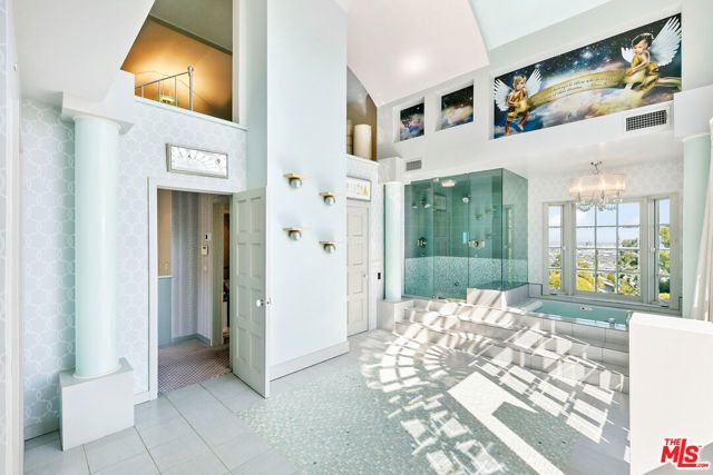 1350 Belfast Drive, Los Angeles, CA 90069