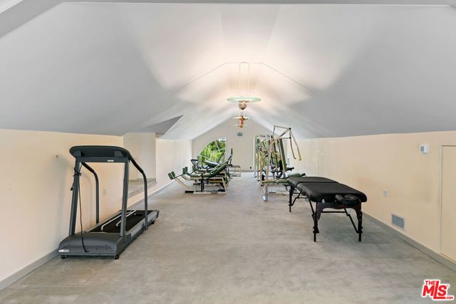 1350 Belfast Drive, Los Angeles, CA 90069