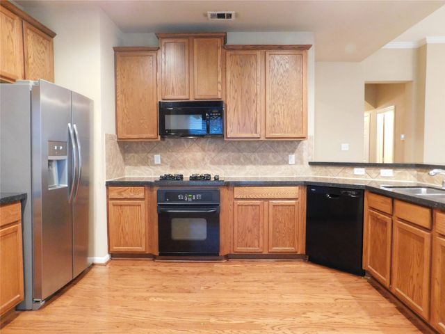 108 Red Bluff Drive, Hickory Creek, TX 75065