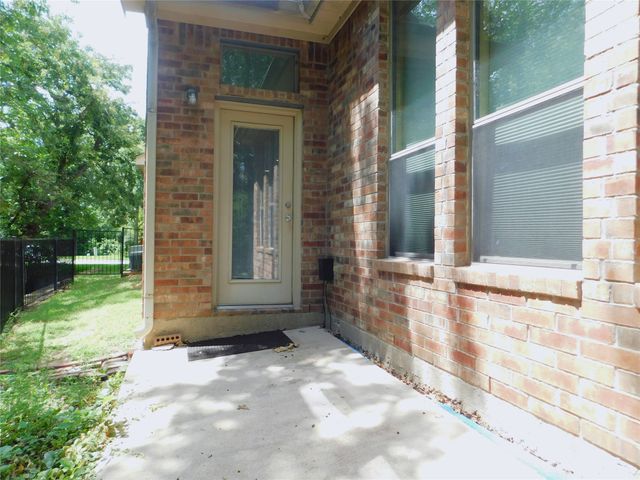 108 Red Bluff Drive, Hickory Creek, TX 75065