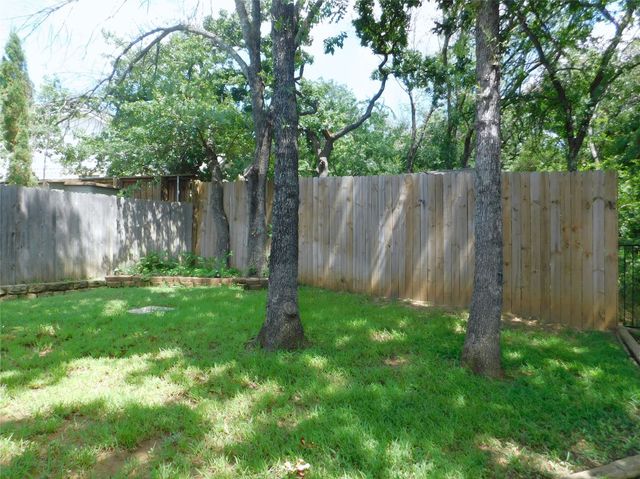 108 Red Bluff Drive, Hickory Creek, TX 75065