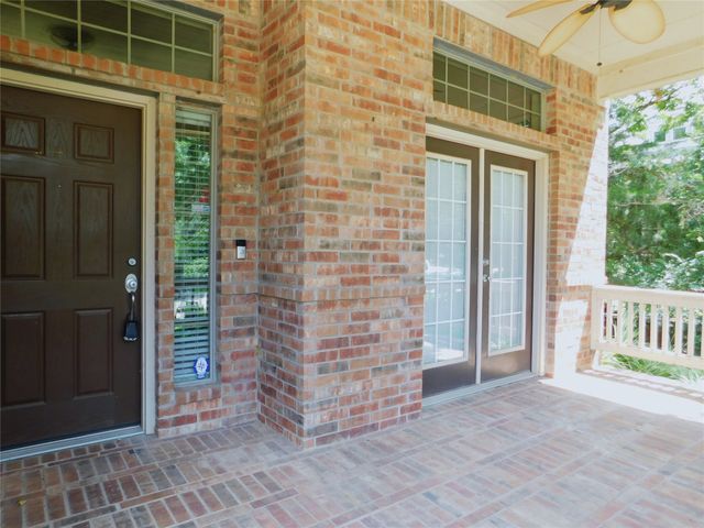 108 Red Bluff Drive, Hickory Creek, TX 75065