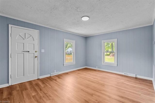 414 Lake Street, Eden, NC 27288