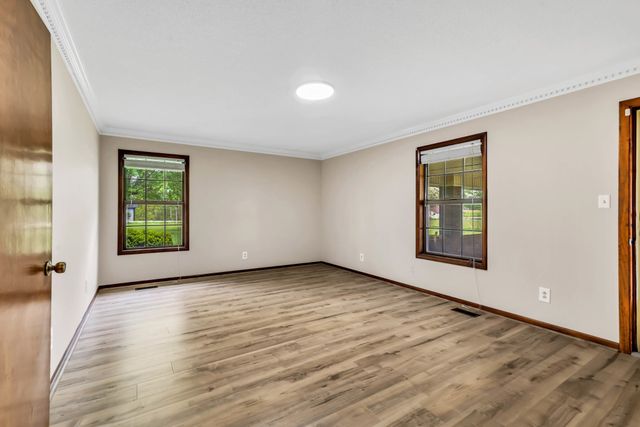 5245 Galen Rd, Lafayette, TN 37083