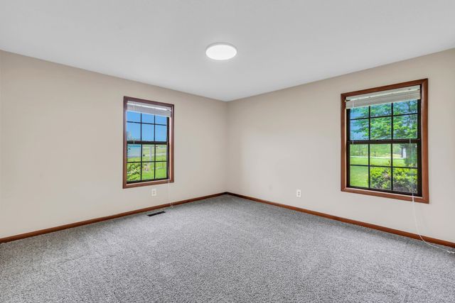 5245 Galen Rd, Lafayette, TN 37083