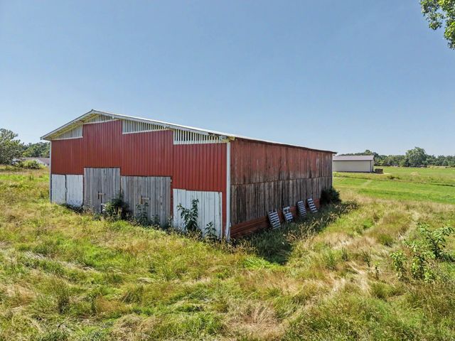 5245 Galen Rd, Lafayette, TN 37083