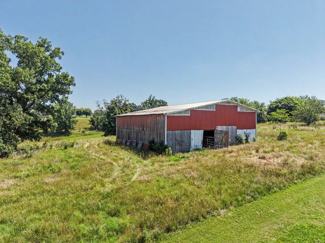 5245 Galen Rd, Lafayette, TN 37083