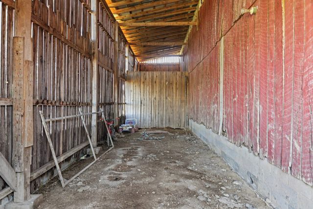 5245 Galen Rd, Lafayette, TN 37083