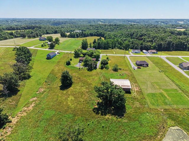 5245 Galen Rd, Lafayette, TN 37083