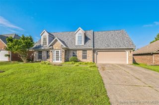 8509 Plum Valley Court, Sellersburg, IN 47172