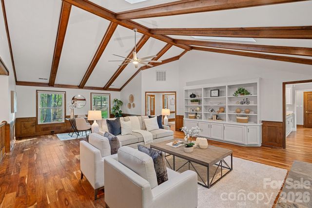 9500 Hampton Oaks Lane, Charlotte, NC 28270