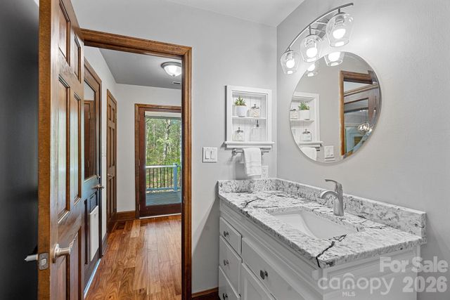 9500 Hampton Oaks Lane, Charlotte, NC 28270