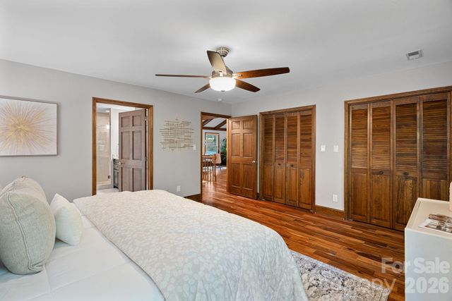 9500 Hampton Oaks Lane, Charlotte, NC 28270