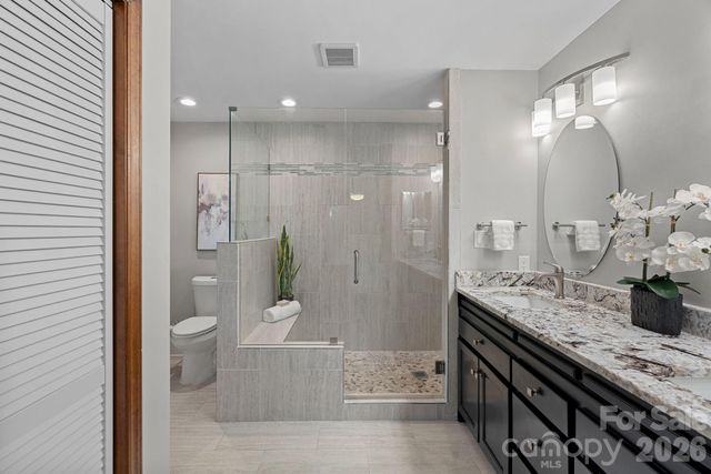 9500 Hampton Oaks Lane, Charlotte, NC 28270