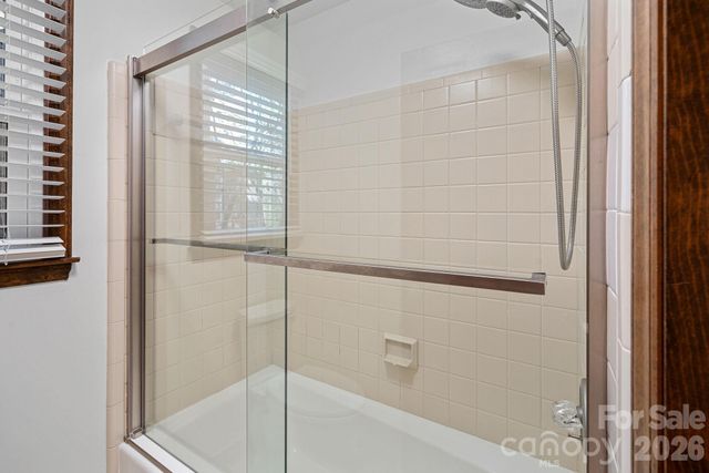 9500 Hampton Oaks Lane, Charlotte, NC 28270