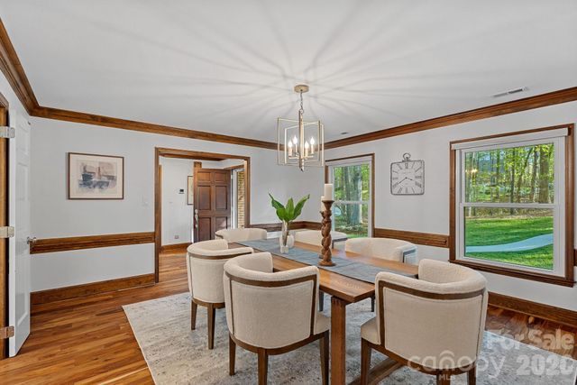 9500 Hampton Oaks Lane, Charlotte, NC 28270