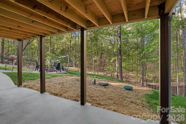 9500 Hampton Oaks Lane, Charlotte, NC 28270