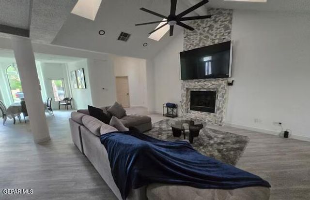 601 WILLOW GLEN Drive, El Paso, TX 79922