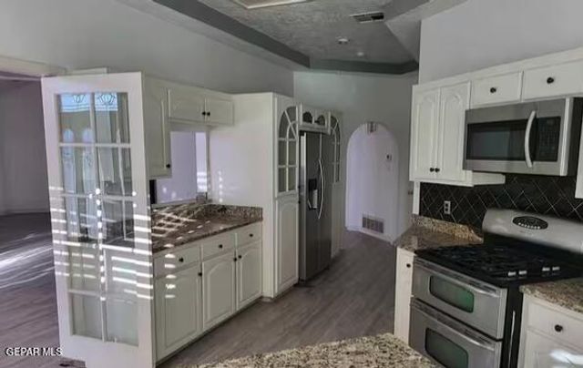 601 WILLOW GLEN Drive, El Paso, TX 79922