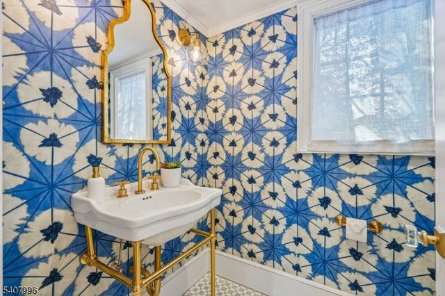 10 Mountain Ter, Montclair Twp., NJ 07043