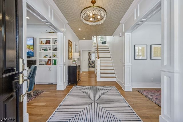 10 Mountain Ter, Montclair Twp., NJ 07043