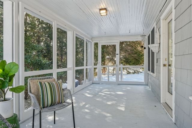 10 Mountain Ter, Montclair Twp., NJ 07043