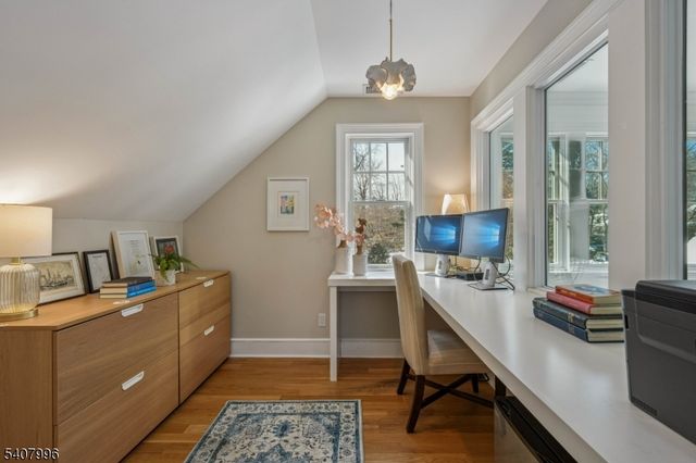 10 Mountain Ter, Montclair Twp., NJ 07043