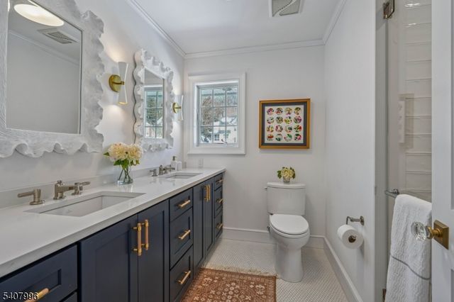 10 Mountain Ter, Montclair Twp., NJ 07043