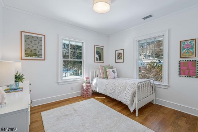 10 Mountain Ter, Montclair Twp., NJ 07043