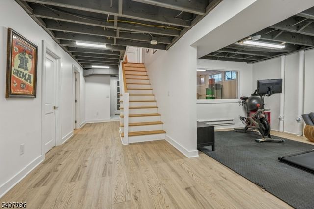 10 Mountain Ter, Montclair Twp., NJ 07043