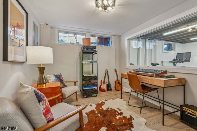 10 Mountain Ter, Montclair Twp., NJ 07043