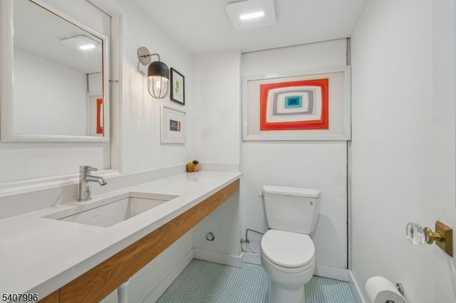 10 Mountain Ter, Montclair Twp., NJ 07043