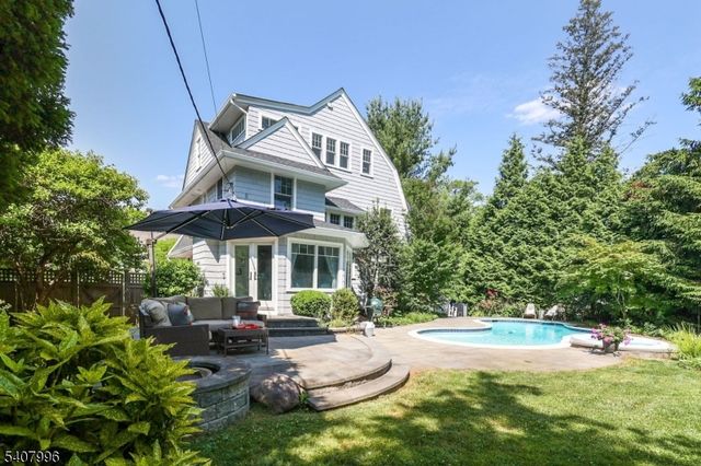 10 Mountain Ter, Montclair Twp., NJ 07043