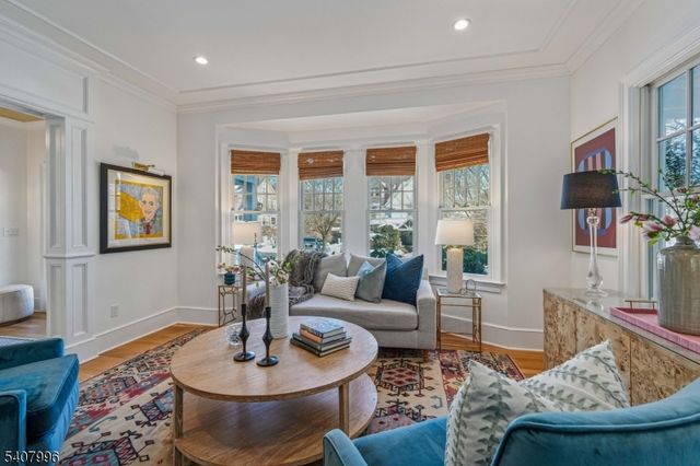 10 Mountain Ter, Montclair Twp., NJ 07043