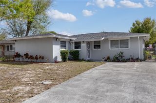 1652 Jamestown CT, Fort Myers, FL 33907