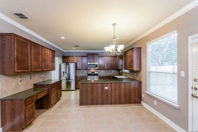 6243 Gilmer, San Antonio, TX 78253