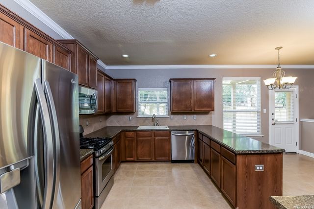 6243 Gilmer, San Antonio, TX 78253