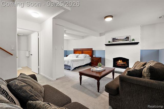 1205 Hampshire Drive, Canton, MI 48188