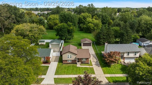 1205 Hampshire Drive, Canton, MI 48188
