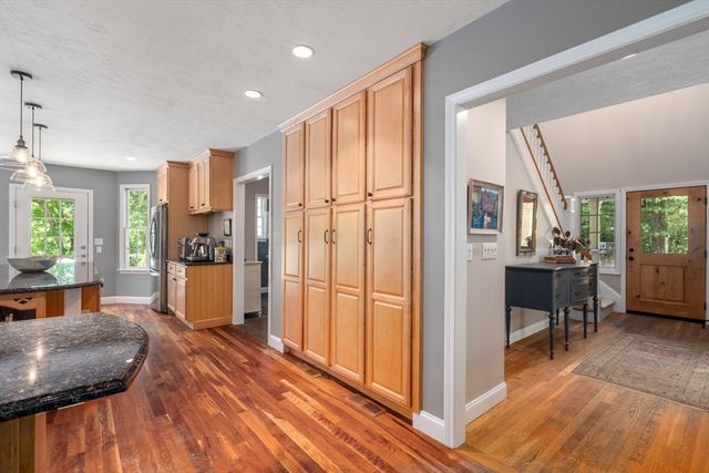 18 Wood Street, Southborough, MA 01772