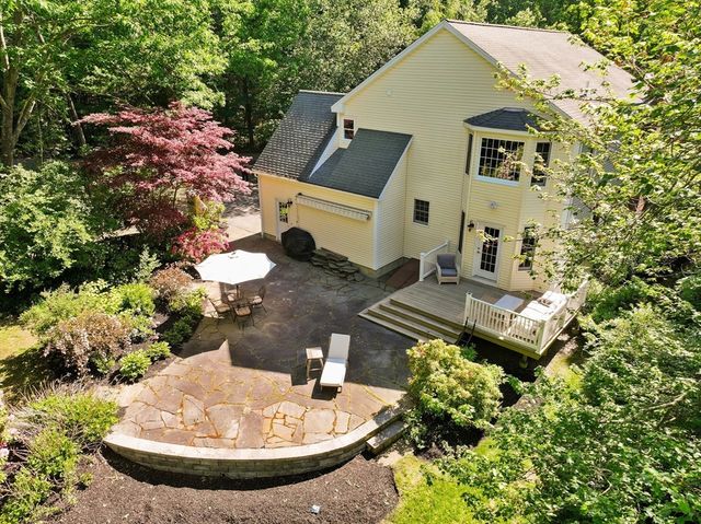 18 Wood Street, Southborough, MA 01772