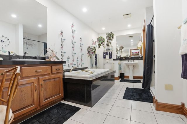 610 Stonecress Drive 610 Stonecress Drive, Tipp City, OH 45371