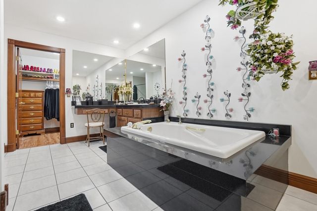 610 Stonecress Drive 610 Stonecress Drive, Tipp City, OH 45371