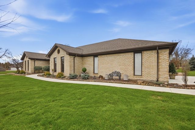 610 Stonecress Drive 610 Stonecress Drive, Tipp City, OH 45371