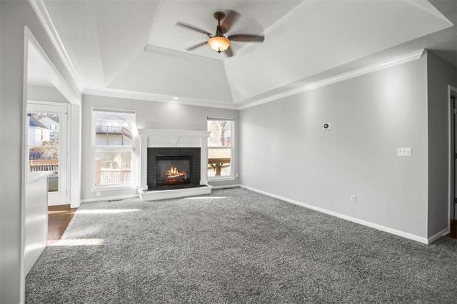 432 SW Oak Wood Lane, Grain Valley, MO 64029