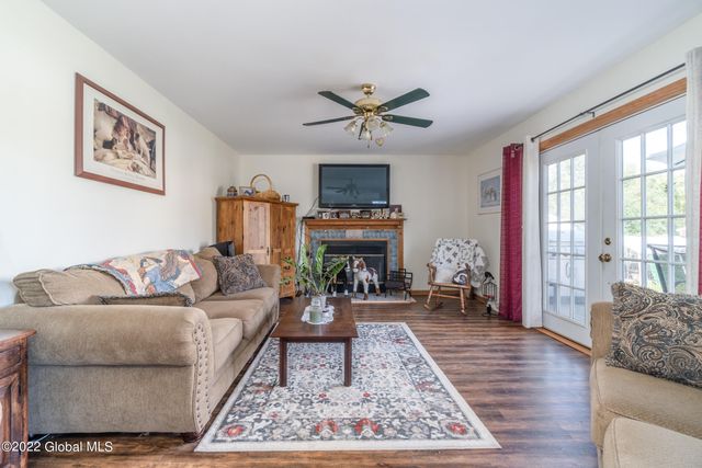 453 Schauber Road, Clifton Park, NY 12019