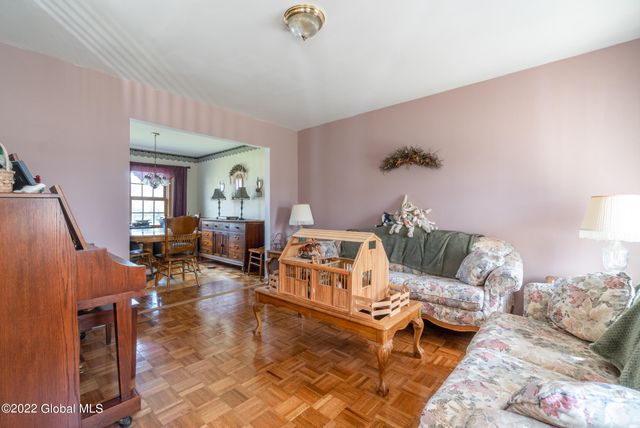 453 Schauber Road, Clifton Park, NY 12019