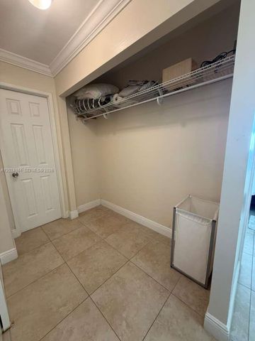 7135 Collins Ave 815, Miami Beach, FL 33141