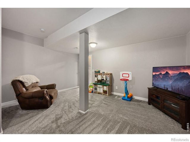 1937 Raindrop Drive, Windsor, CO 80550